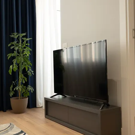 Aura Luxury 01 Apartment