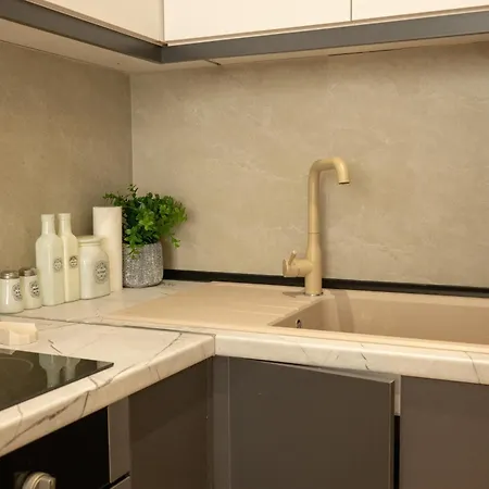Apartment Aura Luxury 01 *